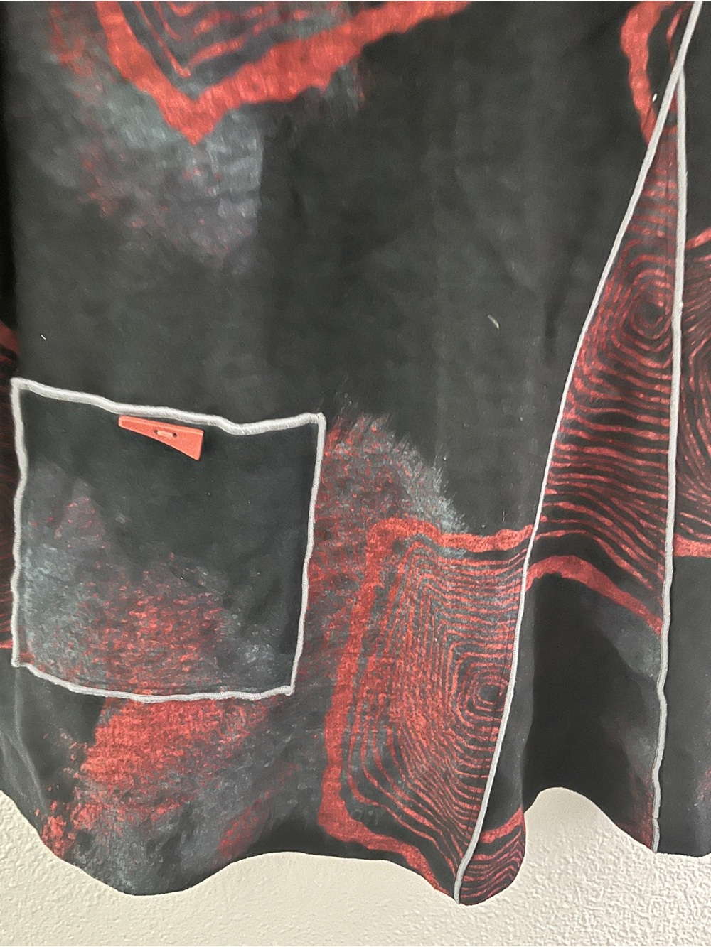NWOT Ali Miles Women’s Black & Red Cowl Neck Tunic Top - Picture 3 of 8